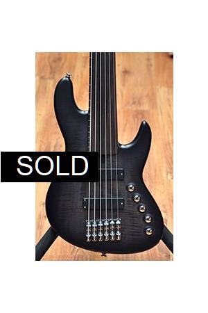 Maruszczyk Elwood L6a-24 Blackburst Fretless Maruszczyk Elwood L6a-24 Blackburst Fretless